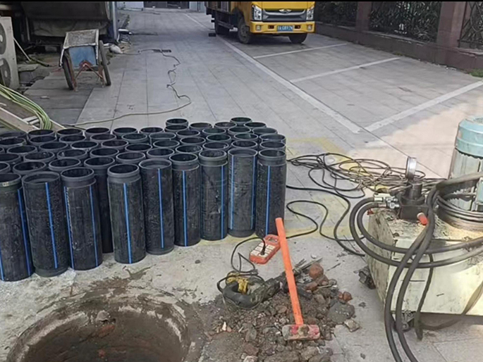 杨林尾镇PE置换管厂家 DN315置换管 非开挖管短管置换